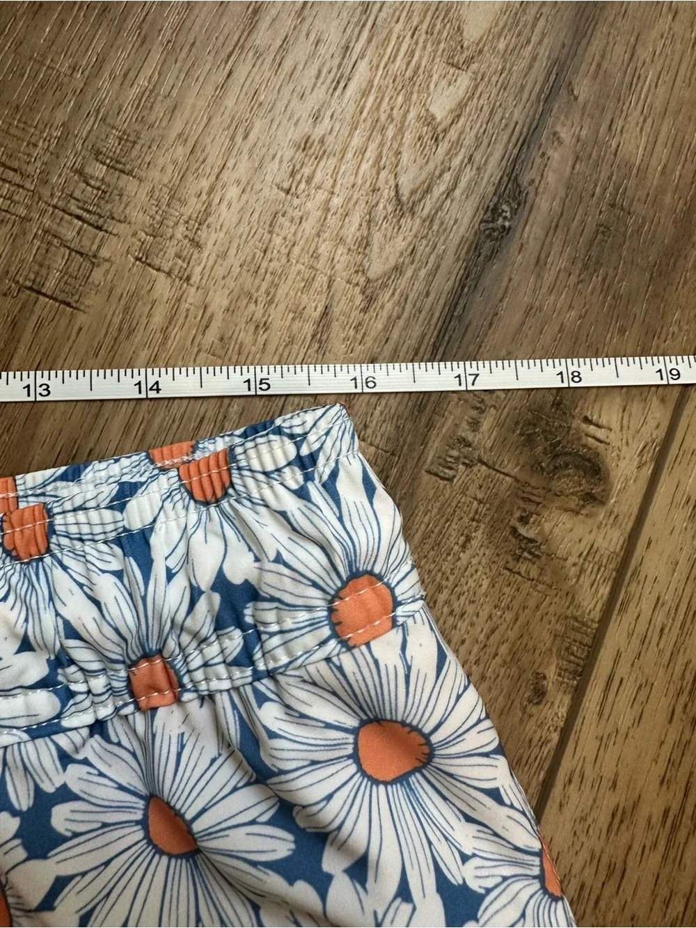 NWT!‎ Goodfellow Men's Swim Trunks, Above Knee, Daisies, Resortwear, Stretch, M